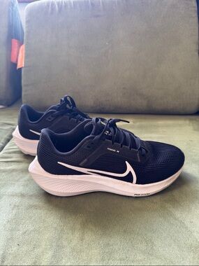 Nike Women’s Black and White Pegasus Running Shoes
